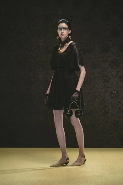 Look 39